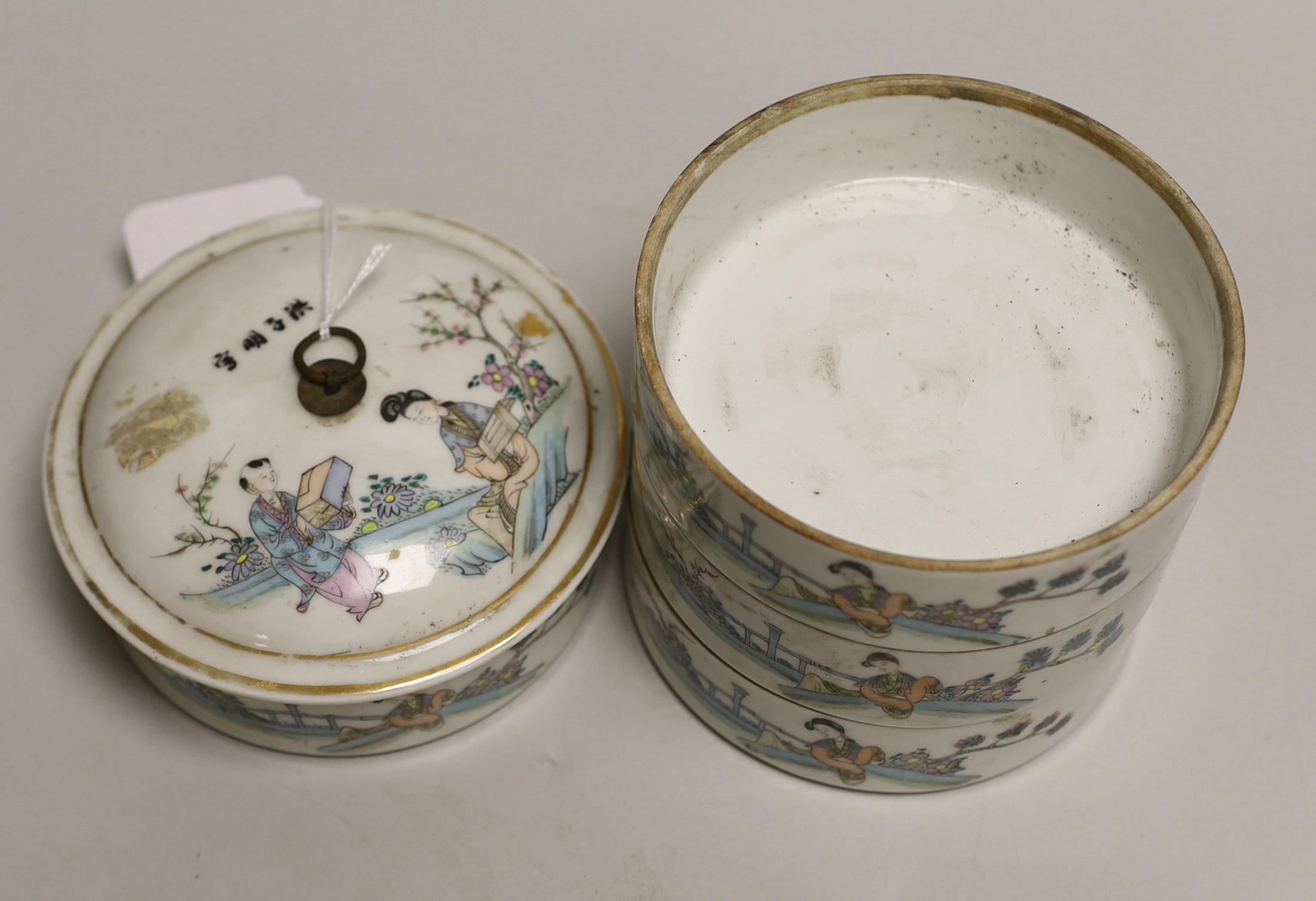 An early 20th century Chinese stacking food container, 16cm